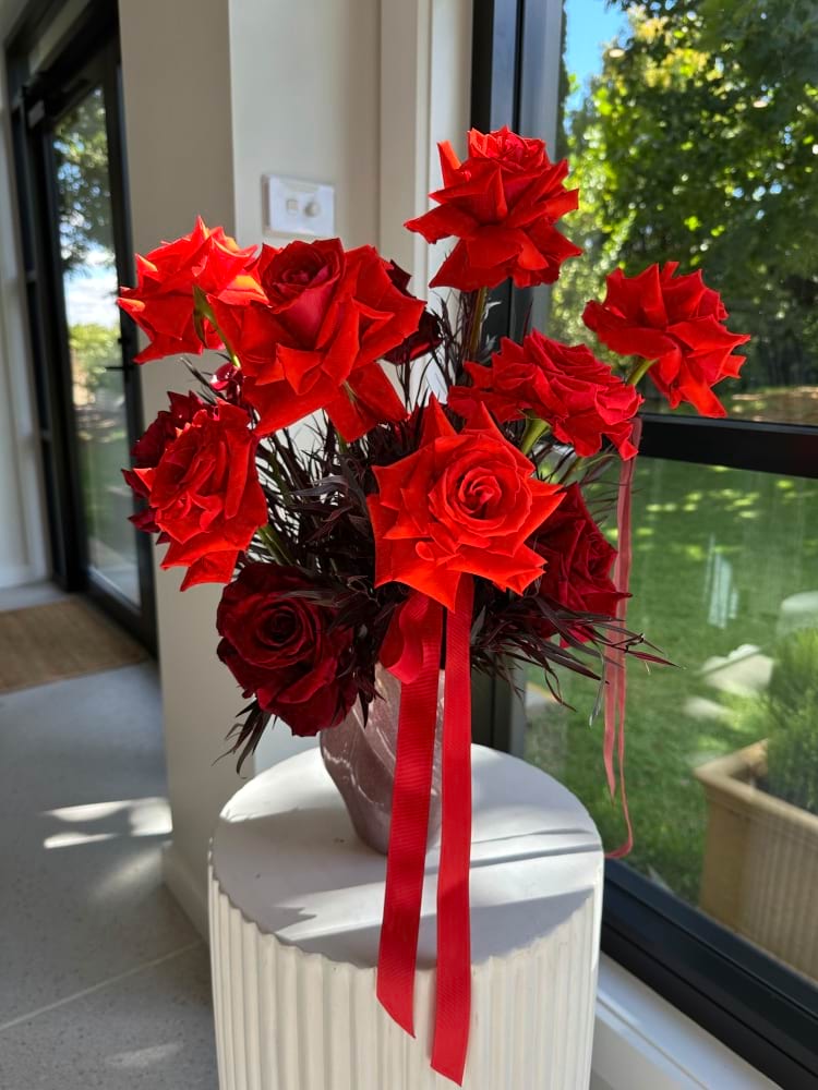 VALENTINES DAY - Simply Roses